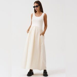 Nothing Fits But ESSENTIAL CONTRAST DRESS M/L Eggshell